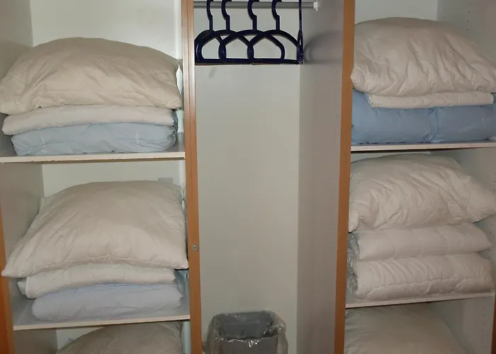 Lokken Hostel Лёккен