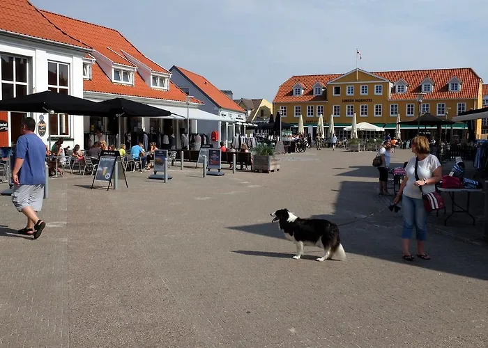 Vandrarhem Lokken Hostel *